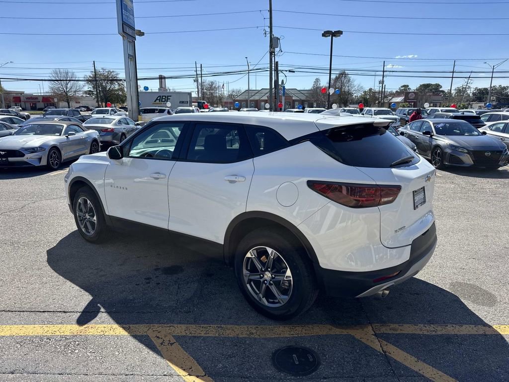 Certified 2025 Chevrolet Blazer LT image 6