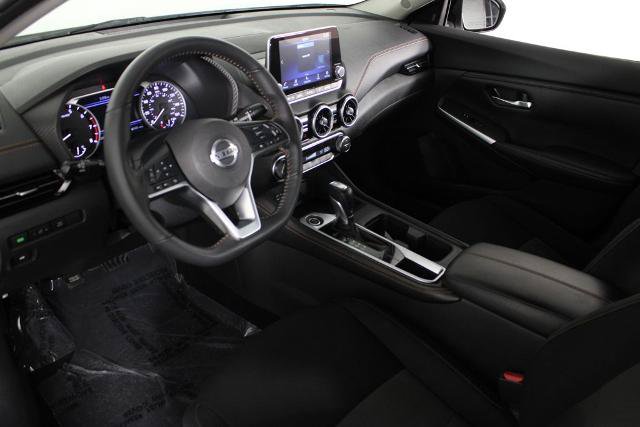 Certified 2022 Nissan Sentra SR w/ Midnight Edition FWD image 19
