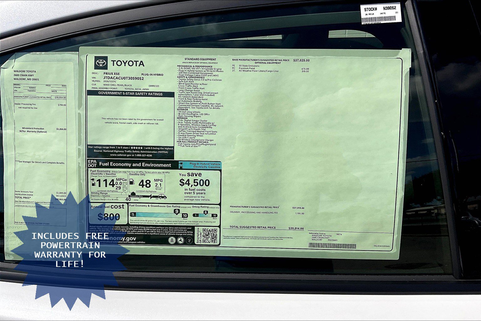 New 2026 Toyota Prius Plug-In Hybrid FWD image 18
