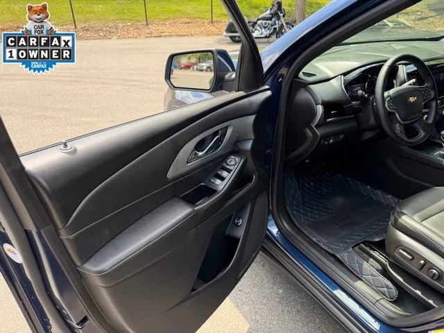 Used 2023 Chevrolet Traverse LT AWD/4WD image 12