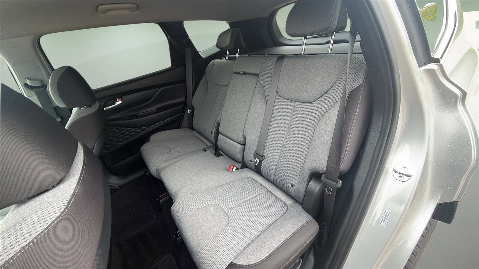 Used 2022 Hyundai Santa Fe SEL Convenience w/ Cargo Package AWD/4WD image 14