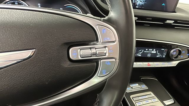 Used 2025 Genesis GV70 2.5T AWD/4WD image 17