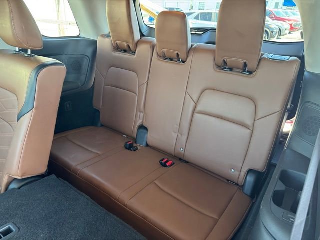 Used 2024 Nissan Pathfinder Platinum w/ Cargo Package image 25