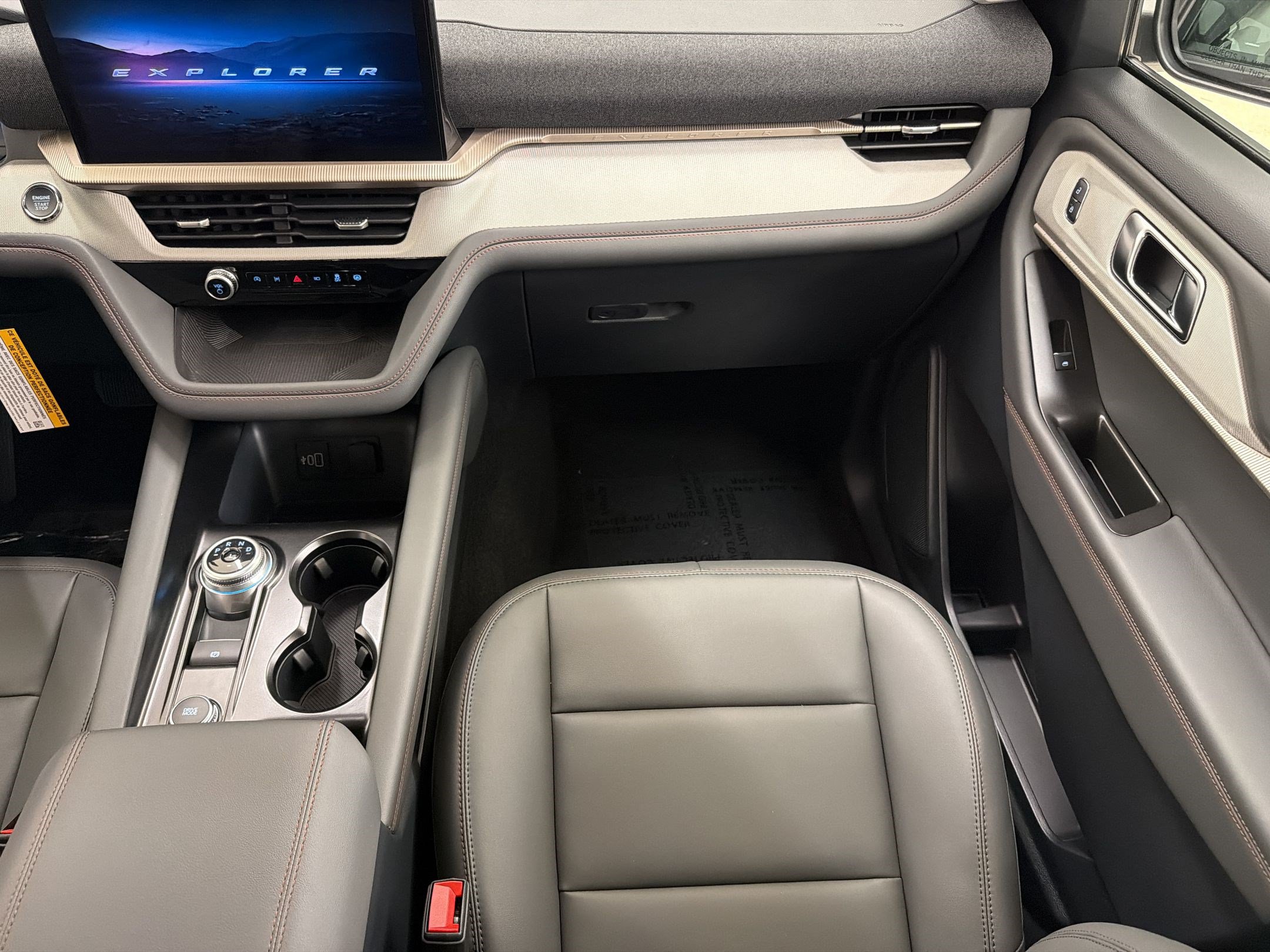 New 2026 Ford Explorer Active w/ Active Comfort Package RWD image 28