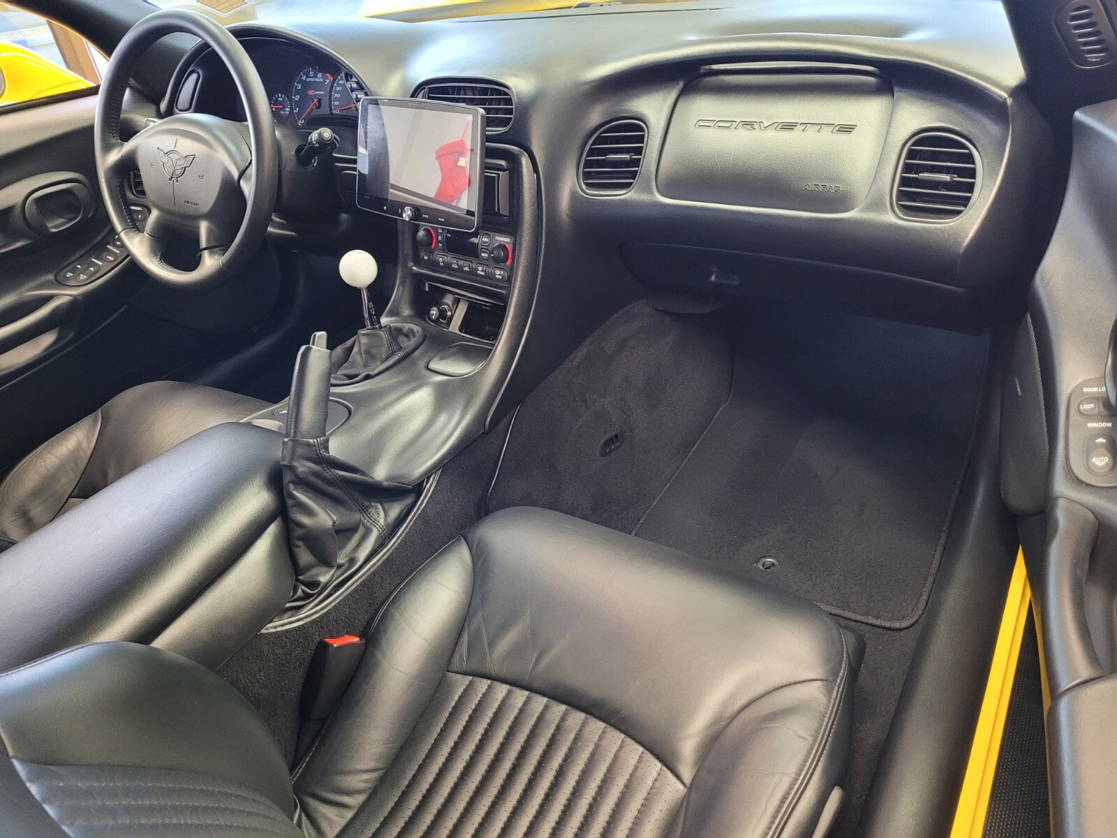 Used 2001 Chevrolet Corvette Z06 w/ Memory Pkg image 14