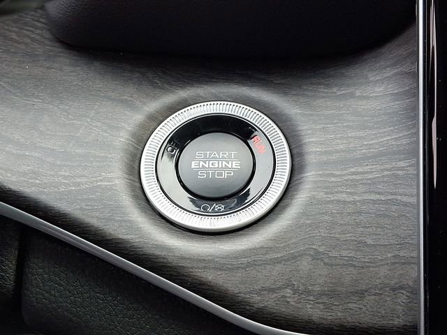 New 2025 Jeep Grand Cherokee L Limited w/ Black Appearance Package image 19