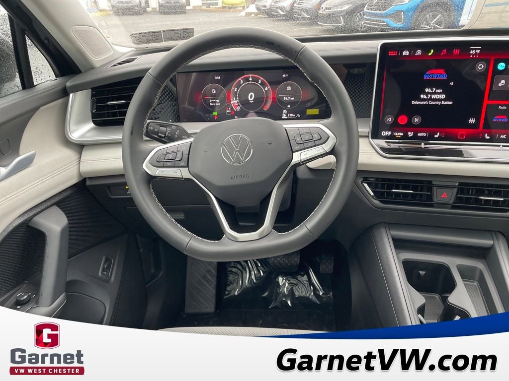 New 2026 Volkswagen Tiguan SE image 13