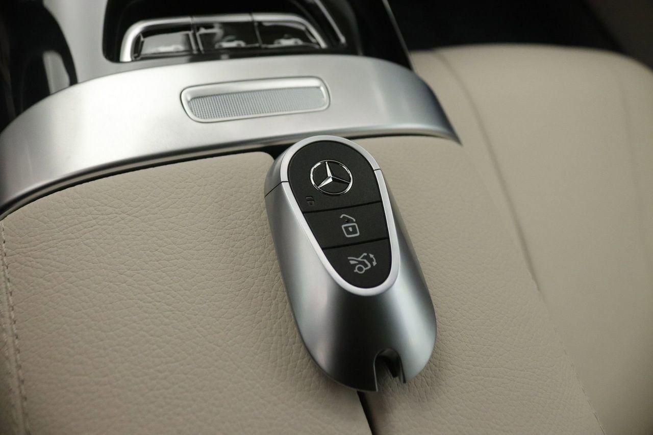 New 2026 Mercedes-Benz CLE 300 4MATIC Cabriolet image 15