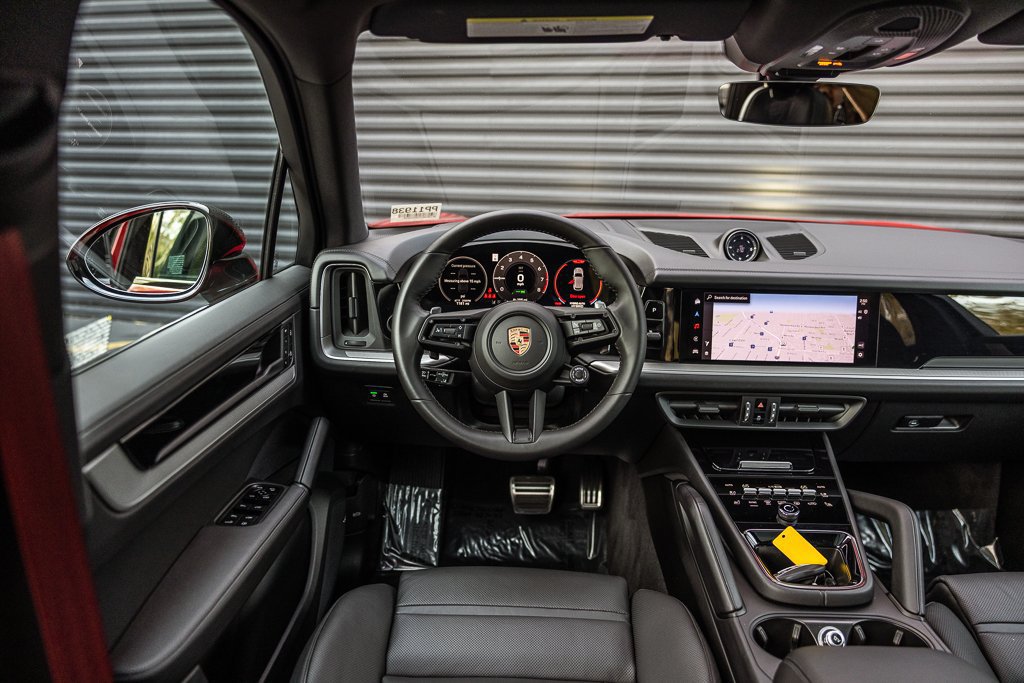 Certified 2025 Porsche Cayenne E-Hybrid AWD/4WD image 13