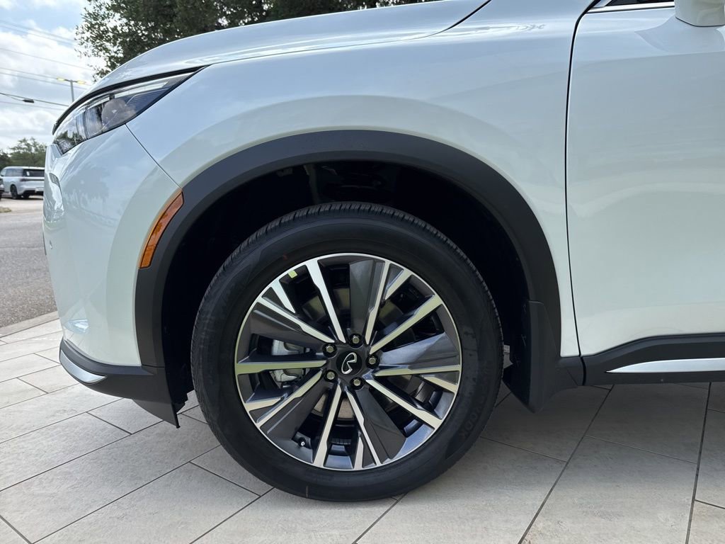 New 2026 INFINITI QX60 Luxe w/ Family Package AWD/4WD image 9