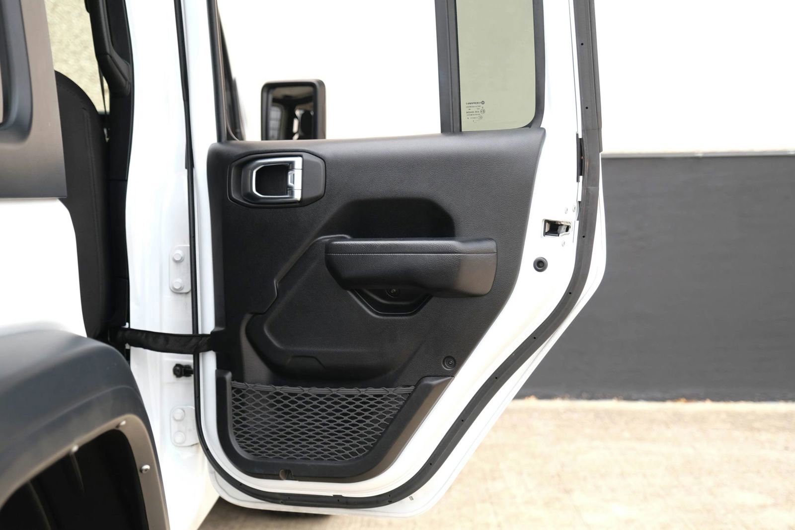 Used 2023 Jeep Wrangler Unlimited Sport image 21