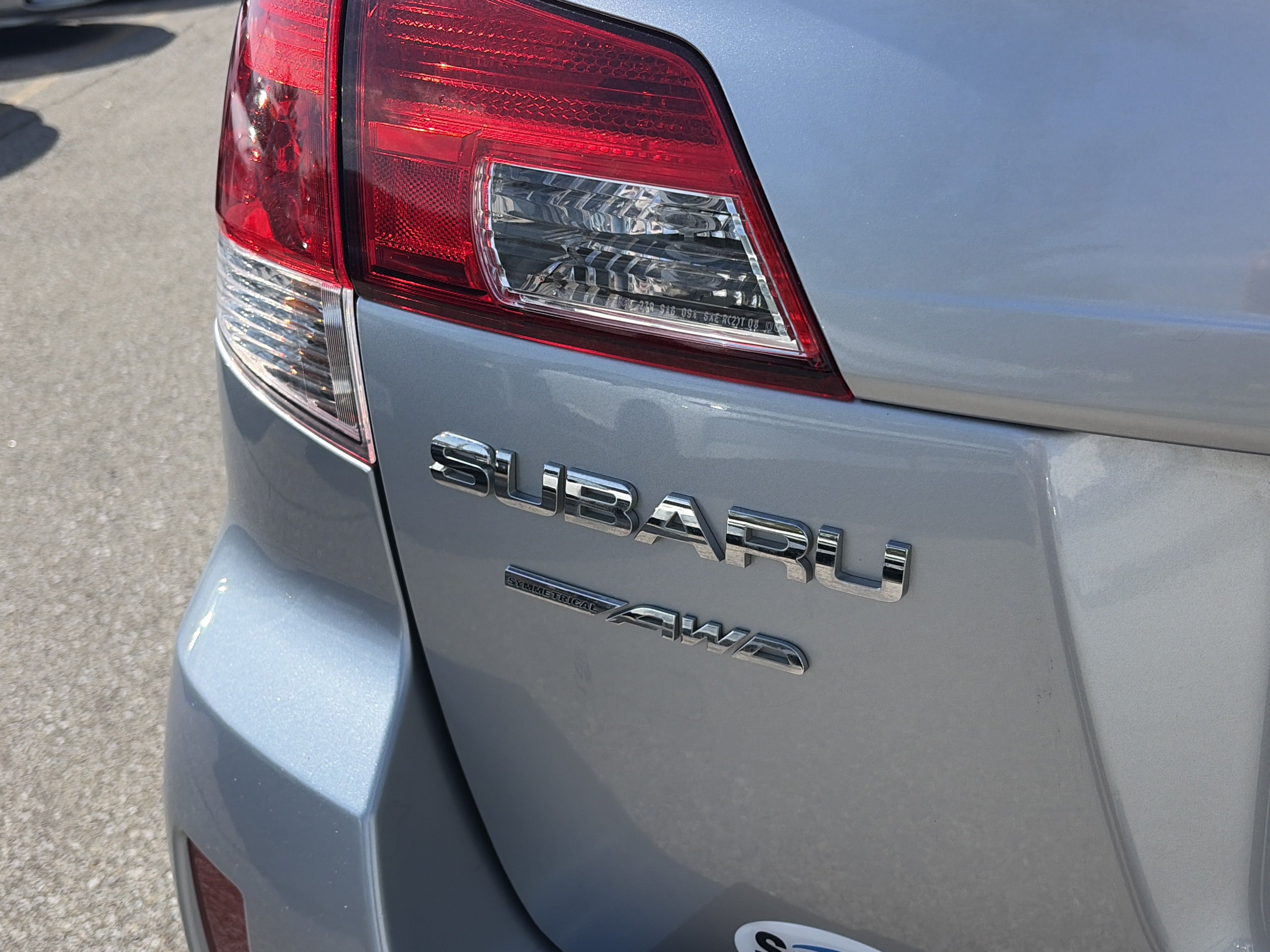 Used 2014 Subaru Outback 2.5i Limited AWD/4WD image 11