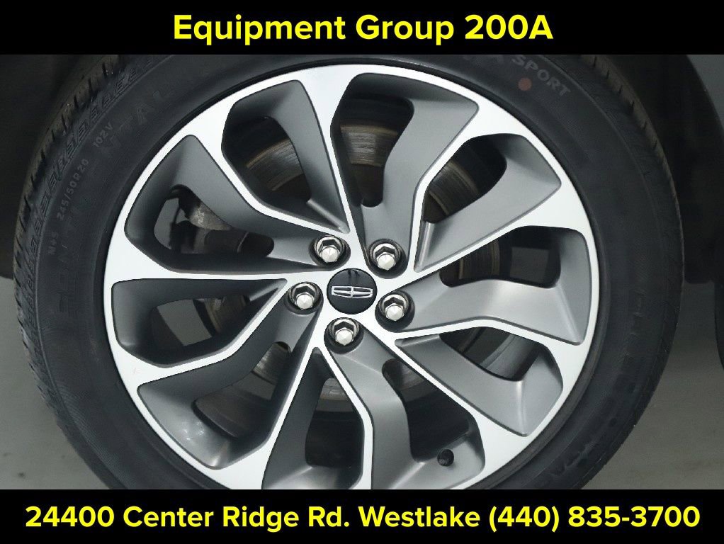 Certified 2023 Lincoln Nautilus Reserve w/ Luxury Package AWD/4WD image 12