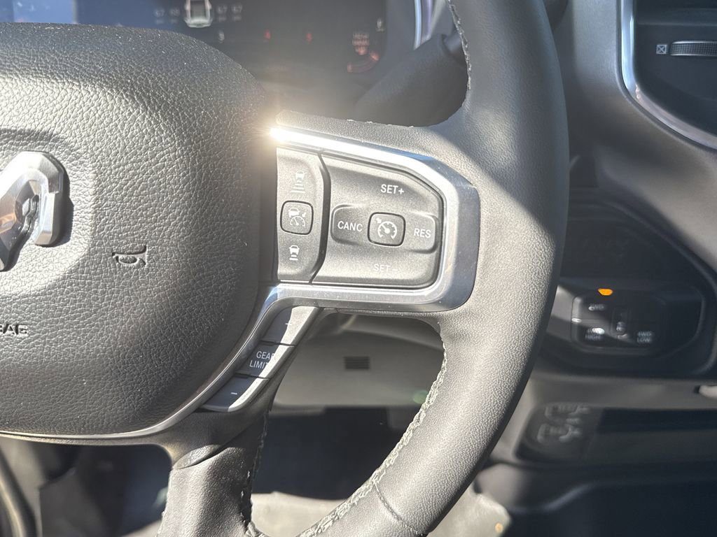 Used 2025 RAM 3500 Laramie image 15