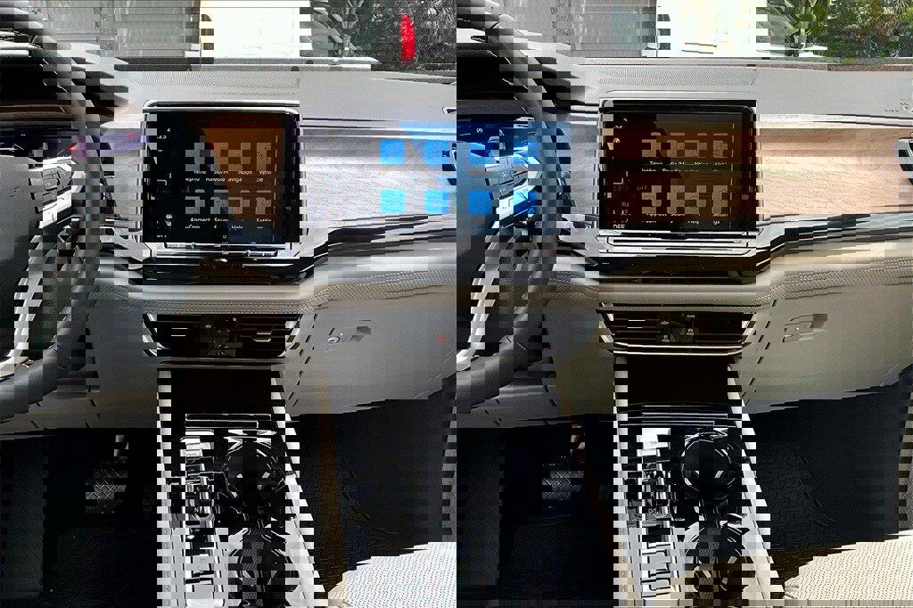 New 2026 Volkswagen Atlas SE image 19