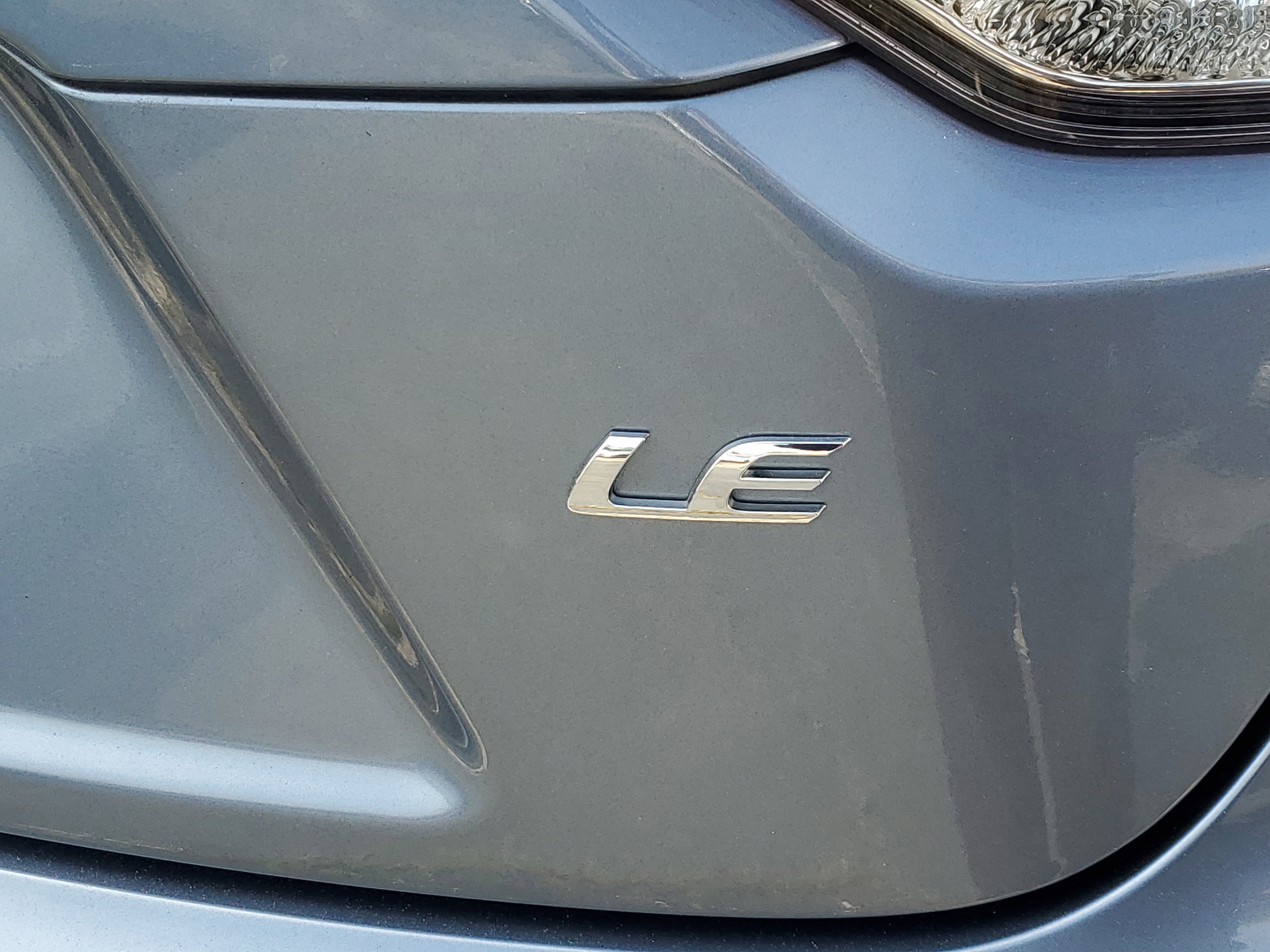 Used 2025 Toyota Corolla LE FWD image 7