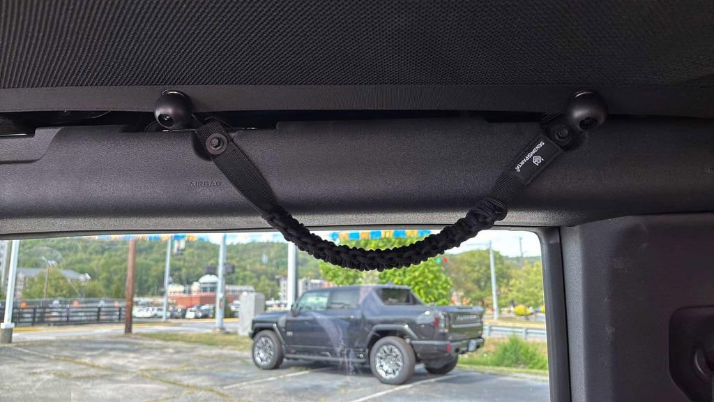 Used 2023 Ford Bronco Outer Banks image 44