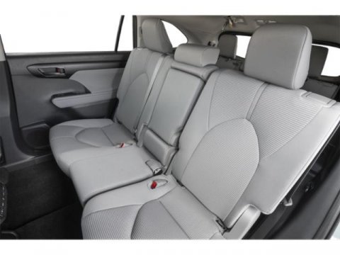 Certified 2025 Toyota Highlander LE AWD/4WD image 12