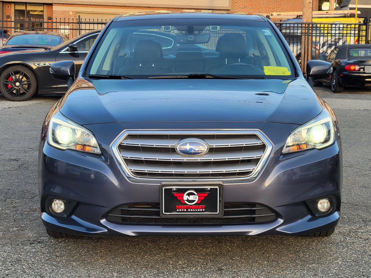 Used 2017 Subaru Legacy 2.5i Limited image 3