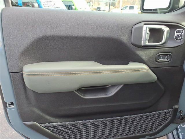 New 2026 Jeep Gladiator Mojave AWD/4WD image 9