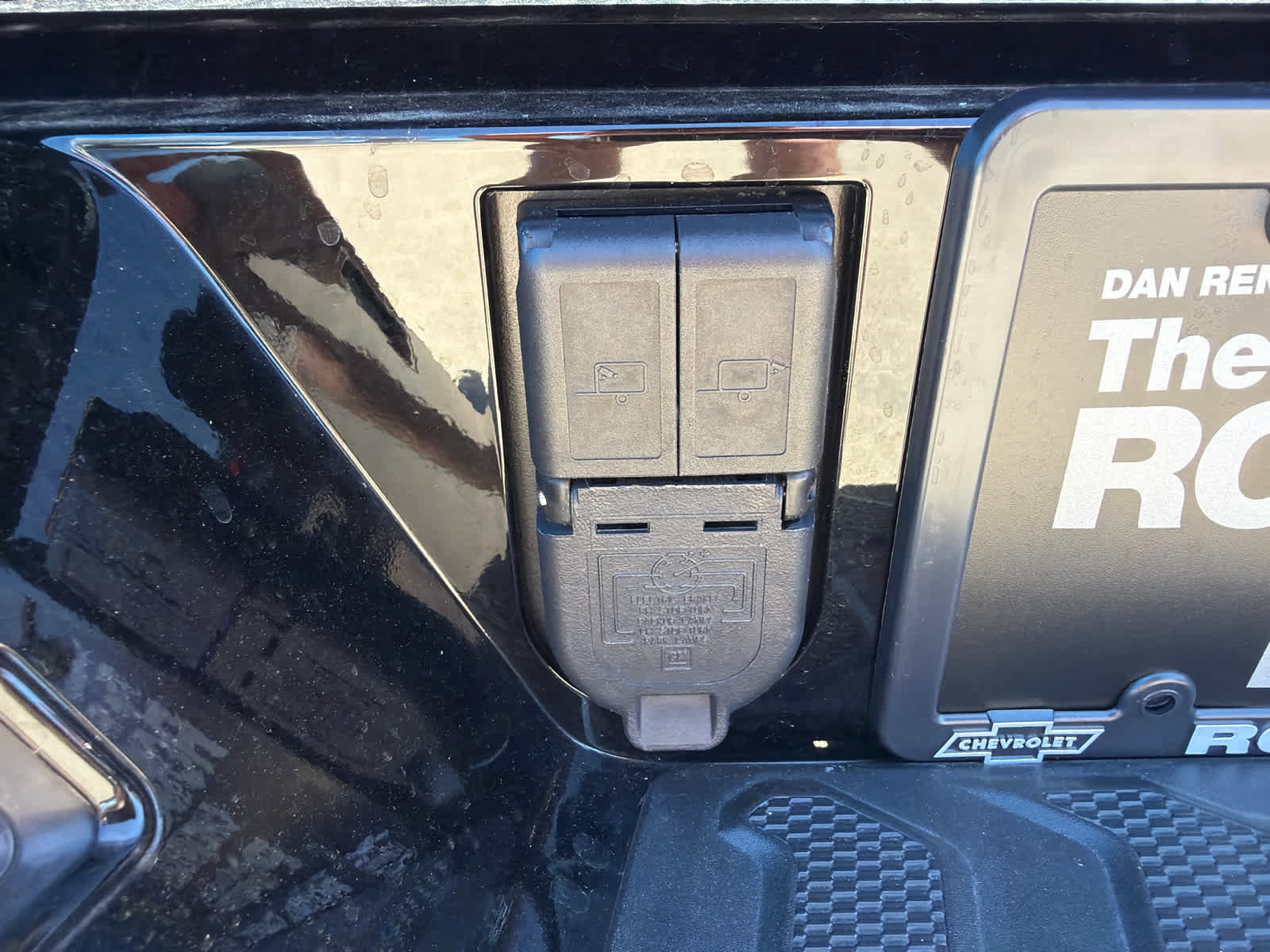 New 2025 Chevrolet Silverado EV RST AWD/4WD image 30