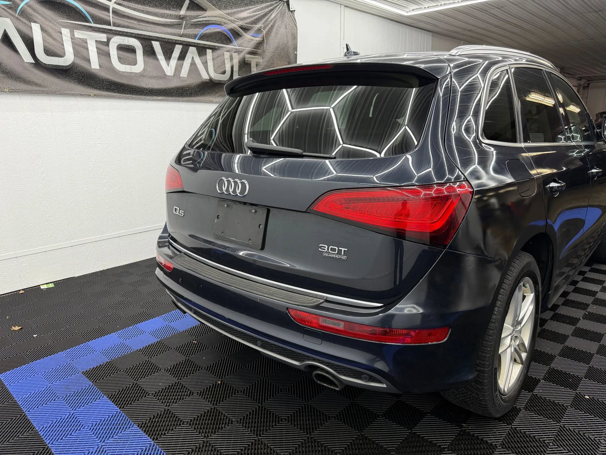 Used 2016 Audi Q5 3.0T Premium Plus w/ Technology Package image 3