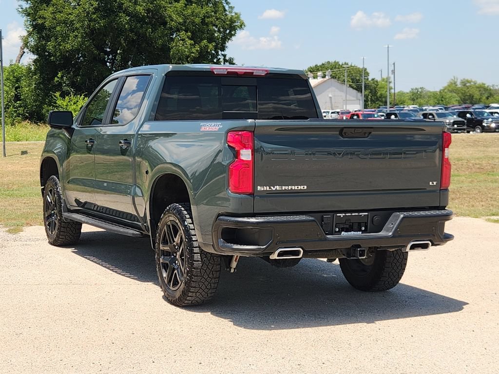 Used 2025 Chevrolet Silverado 1500 LT Trail Boss w/ LT Trail Boss Premium Package AWD/4WD image 5