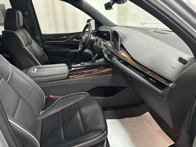 Used 2023 Cadillac Escalade Premium Luxury image 19