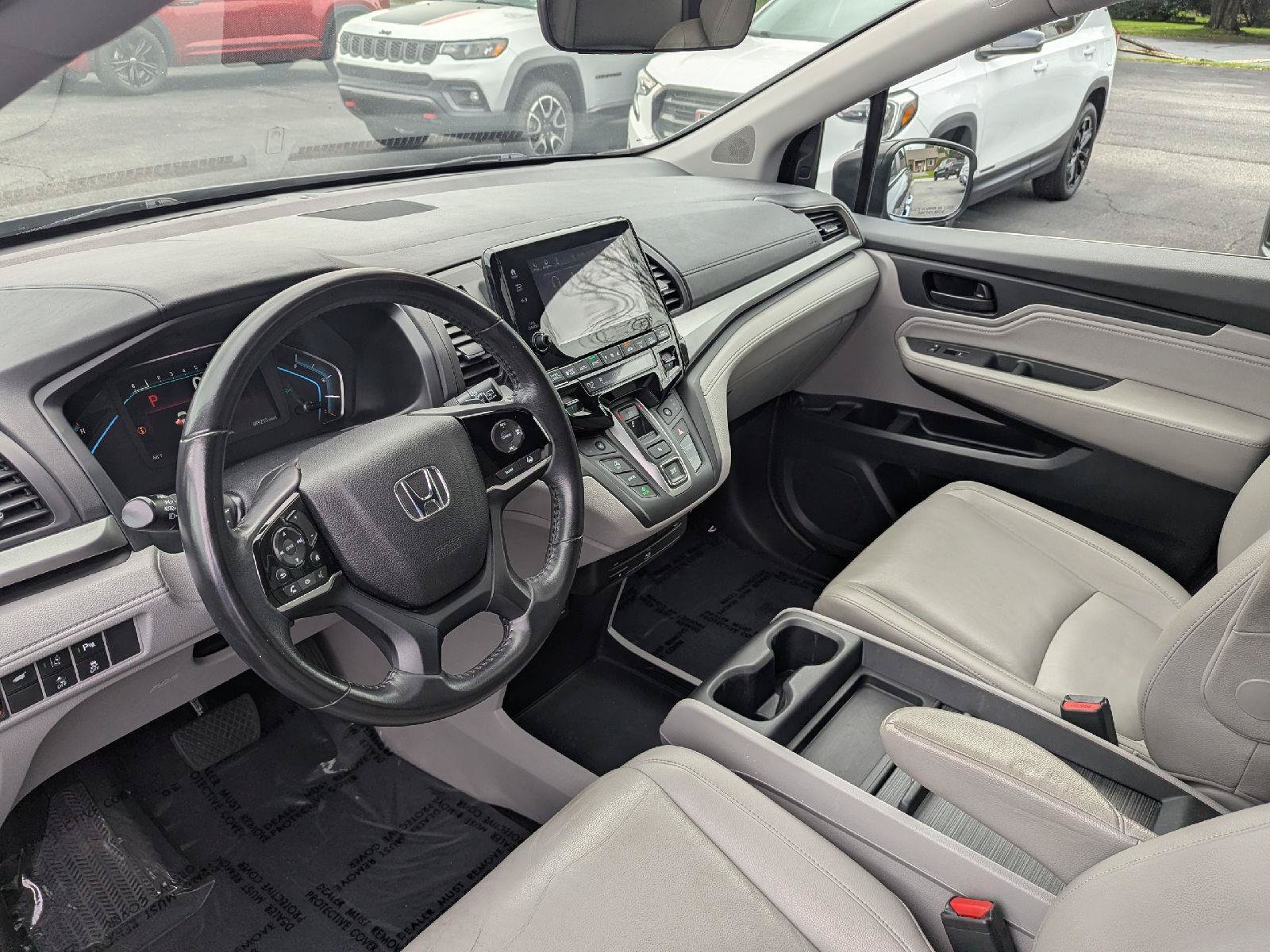 Used 2018 Honda Odyssey Touring image 13