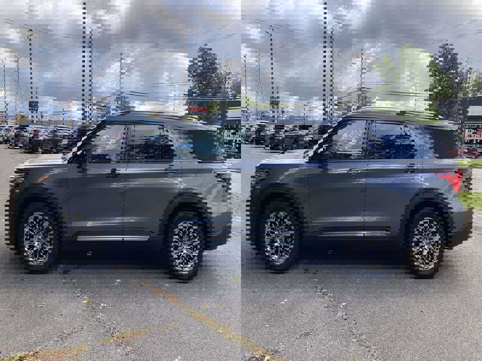 Used 2025 Ford Explorer Platinum image 8