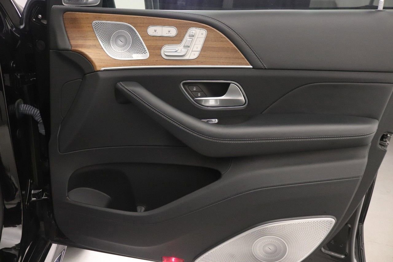 Certified 2021 Mercedes-Benz Maybach GLS 600 4MATIC image 24