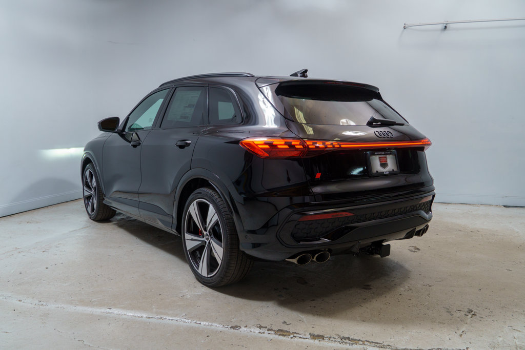 New 2026 Audi SQ5 Premium Plus AWD/4WD image 3