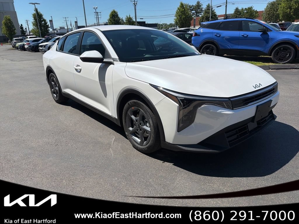 New 2026 Kia K4 FWD image 5