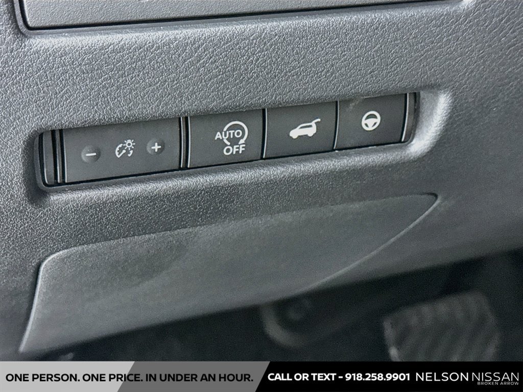 New 2026 Nissan Rogue Dark Armor FWD image 10