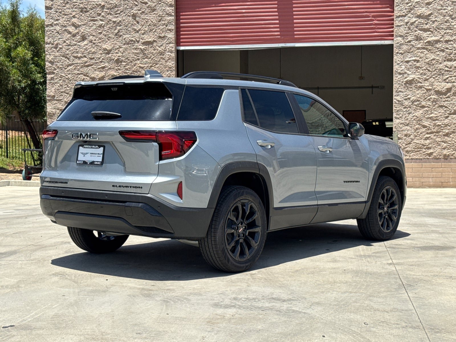 Used 2026 GMC Terrain Elevation w/ Black Edition AWD/4WD image 14