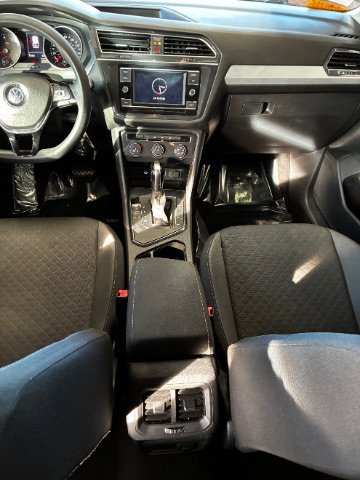 Used 2020 Volkswagen Tiguan S image 30