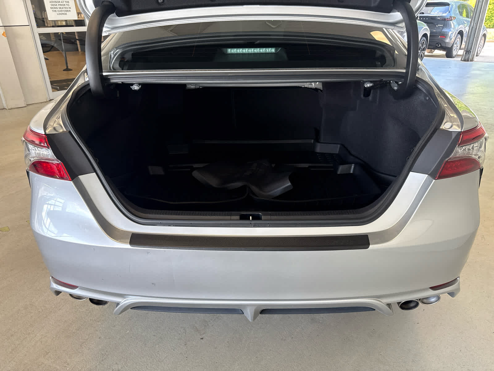 Used 2021 Toyota Camry XSE FWD image 22