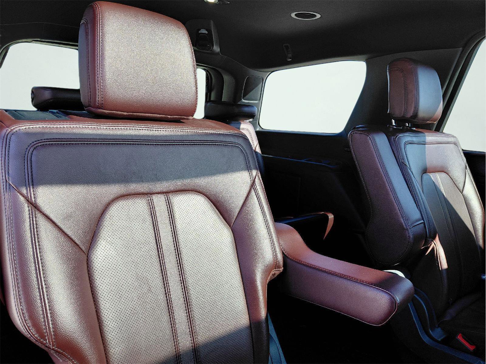 Used 2024 Ford Expedition Limited image 15