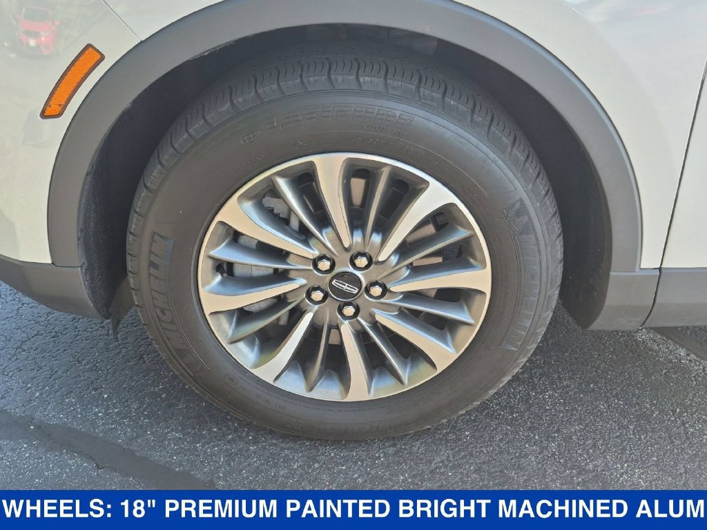 Used 2023 Lincoln Nautilus Reserve w/ Cargo Utility Package AWD/4WD image 11