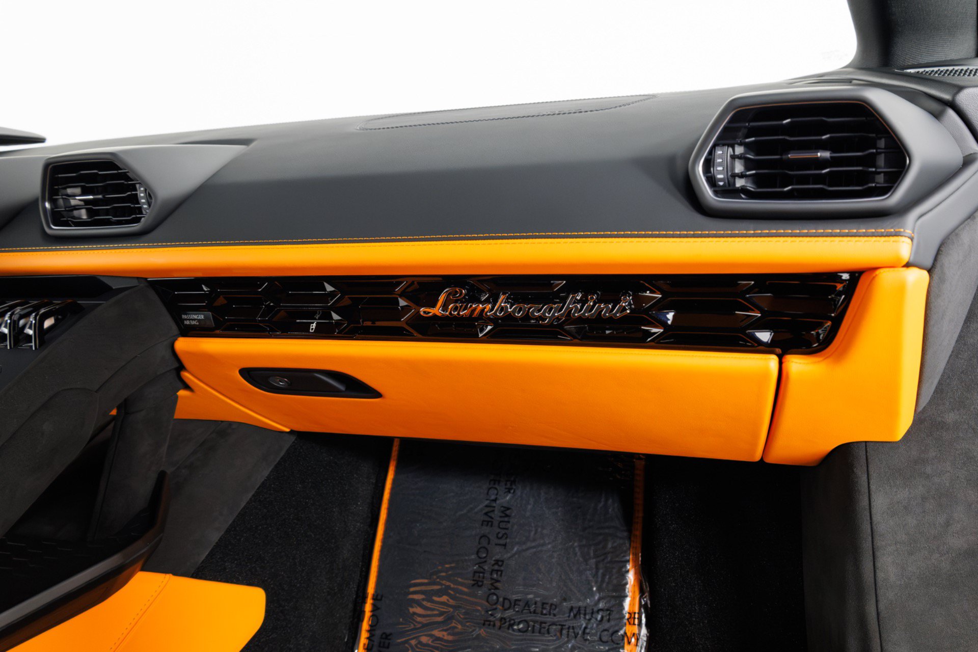 Used 2023 Lamborghini Huracan Tecnica RWD image 41