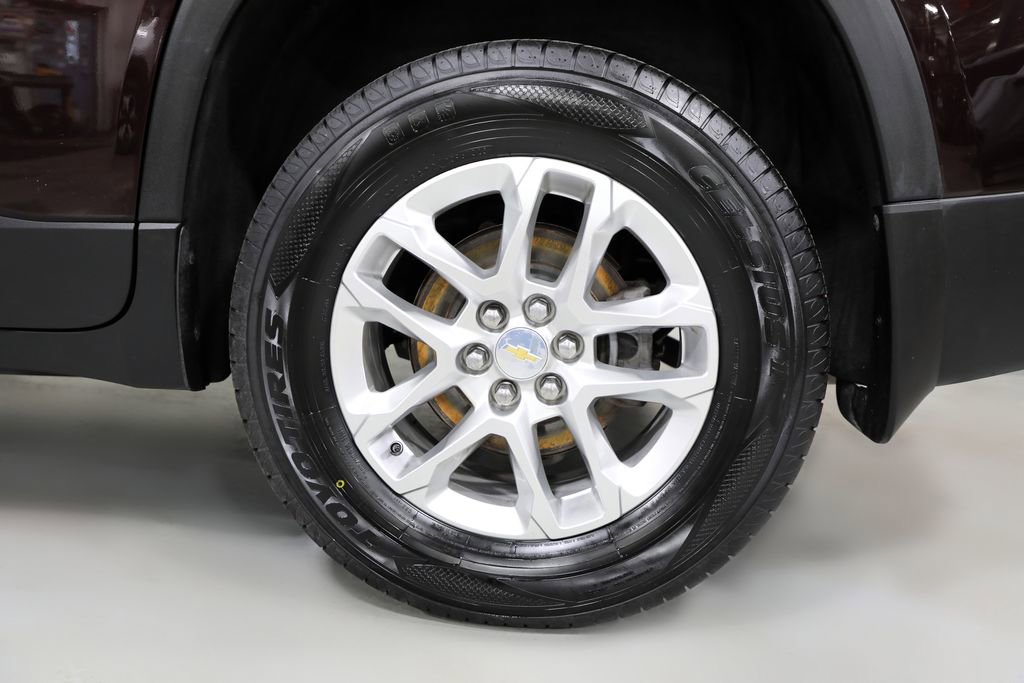 Certified 2021 Chevrolet Traverse LT w/ LPO, Floor Liner Package AWD/4WD image 22