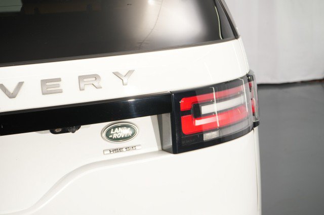 Used 2019 Land Rover Discovery HSE AWD/4WD image 17