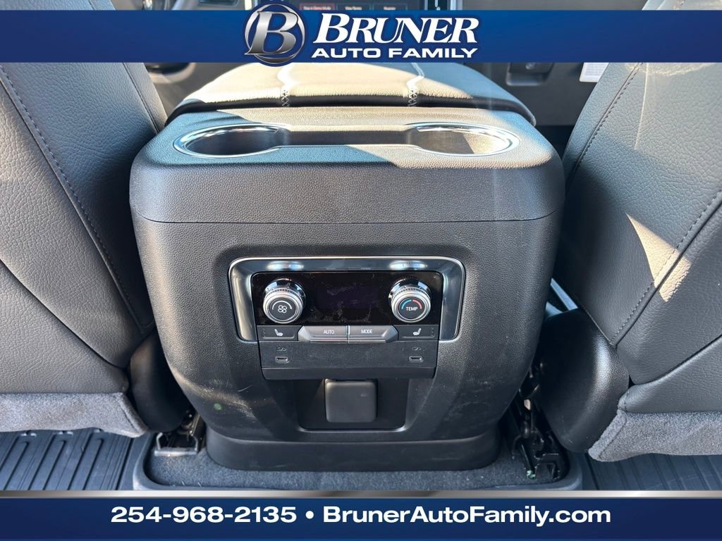 New 2026 GMC Yukon Denali w/ Sun & Power Step Package image 17