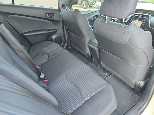 Used 2016 Toyota Prius Four image 11