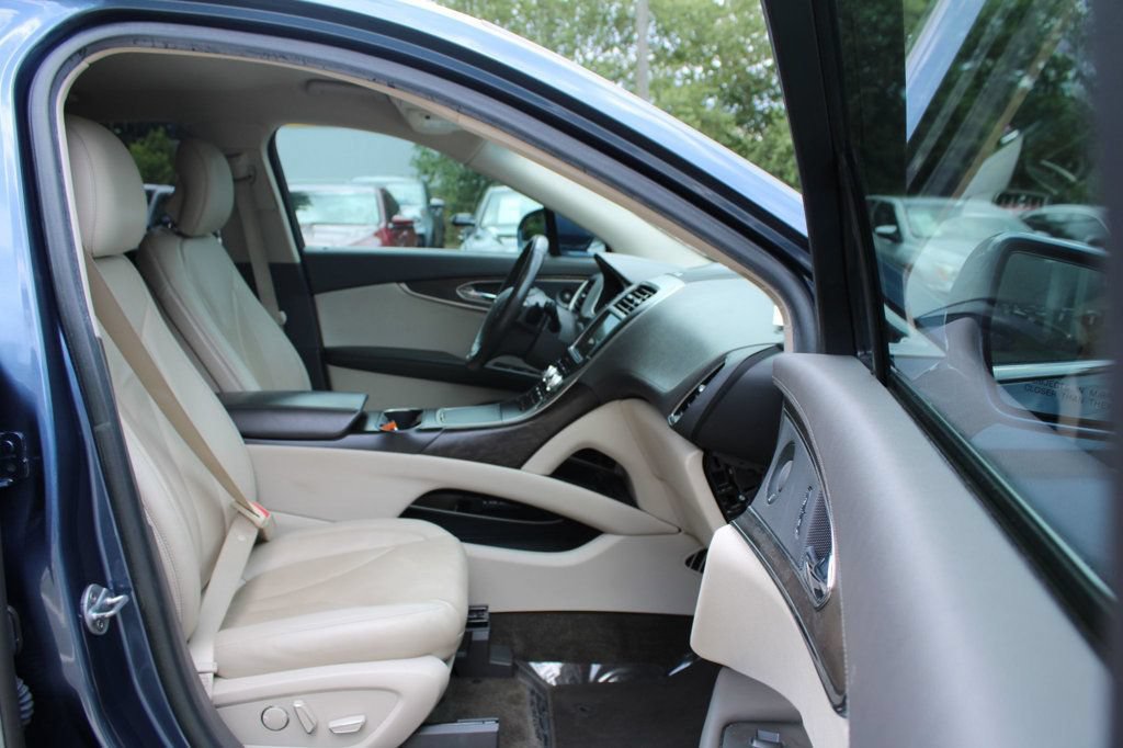 Used 2018 Lincoln MKX Select w/ Select Plus Package FWD image 29