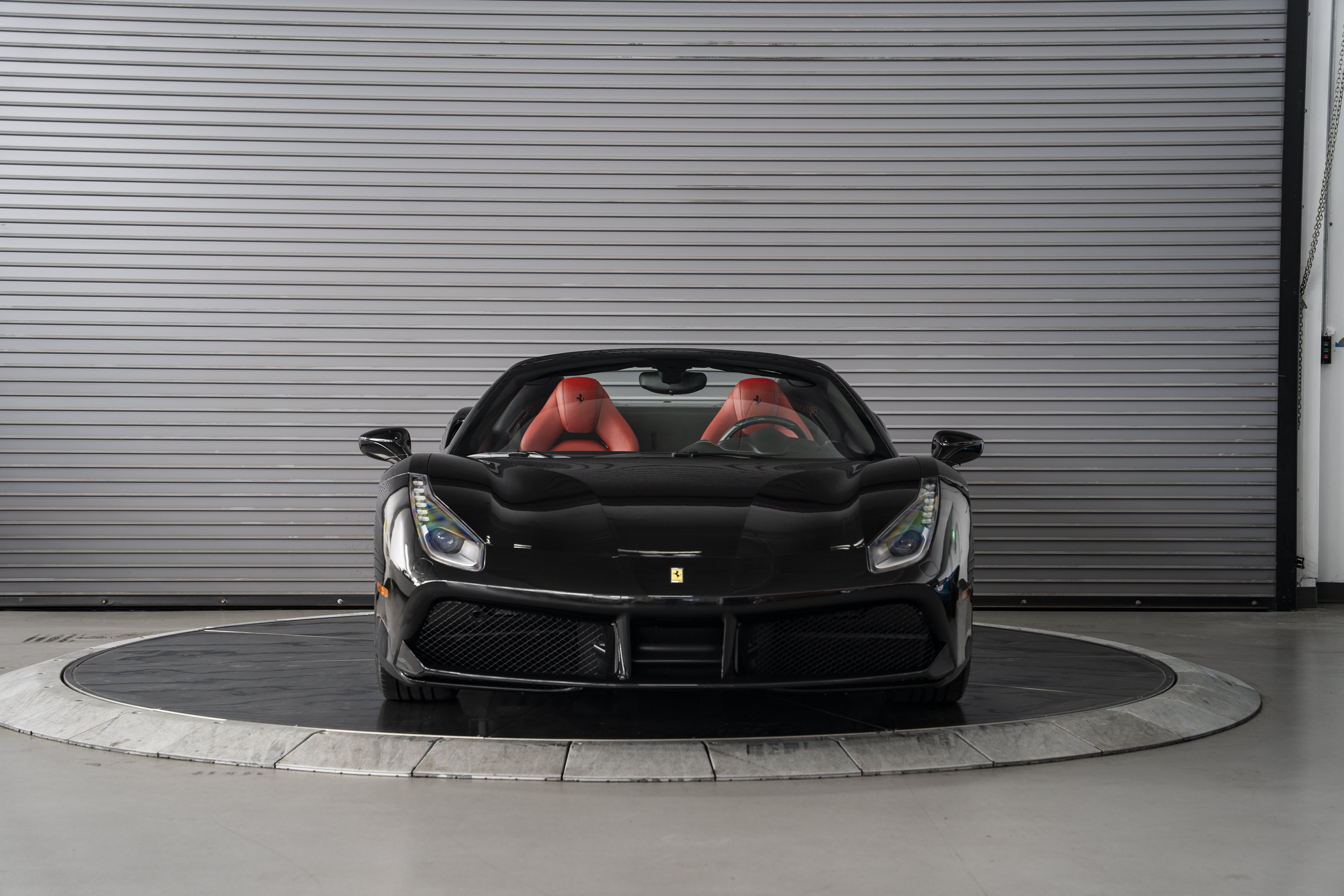 Used 2016 Ferrari 488 Spider RWD image 8