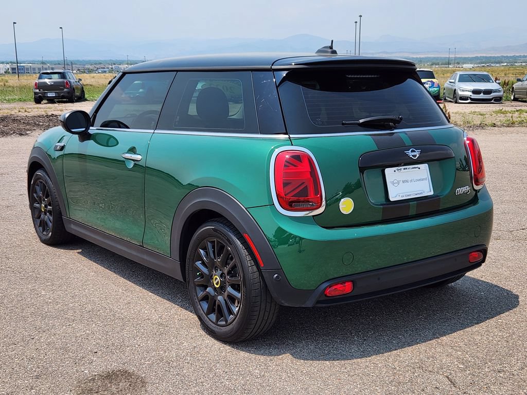 Used 2022 MINI Cooper SE w/ Driver Assistance Package FWD image 3