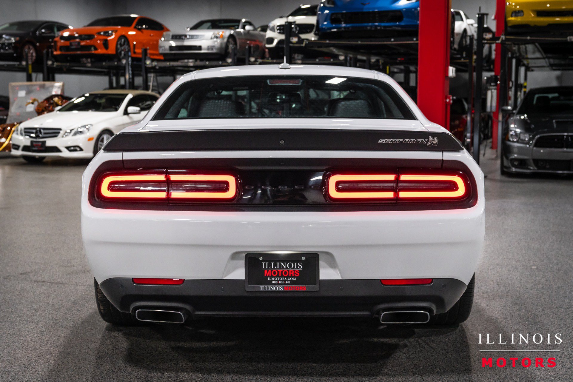 Used 2023 Dodge Challenger R/T Scat Pack RWD image 4