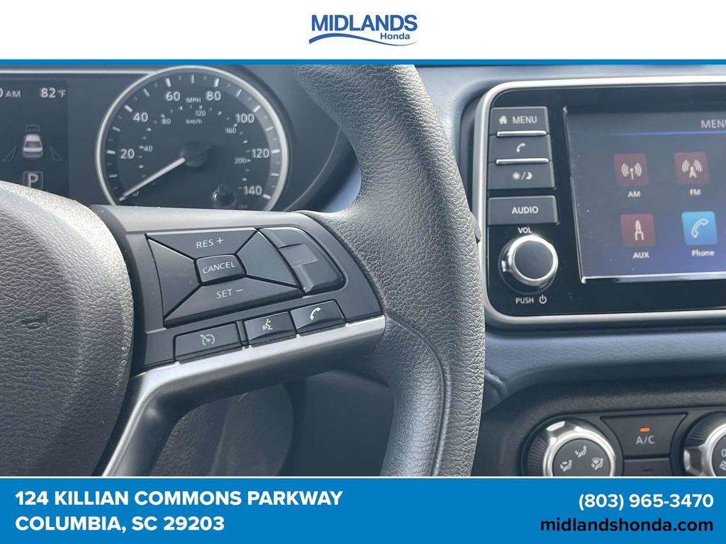 Used 2025 Nissan Versa SV FWD image 22