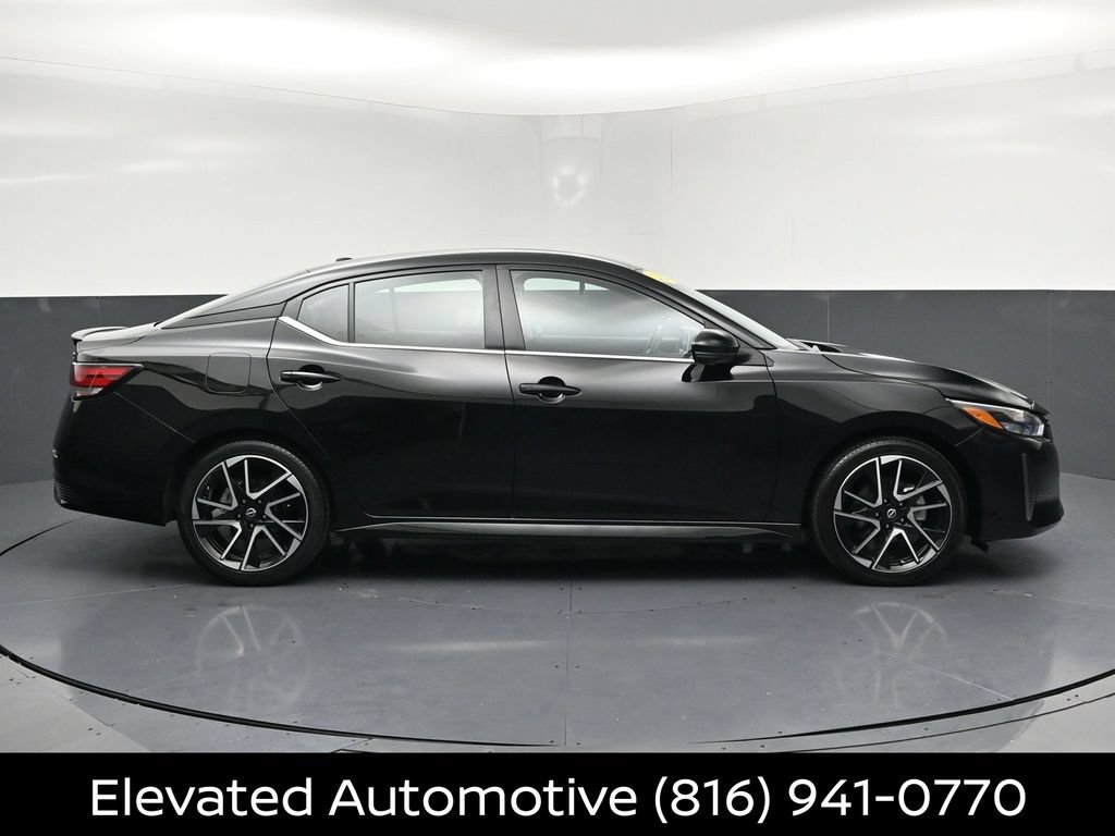 Certified 2025 Nissan Sentra SR w/ SR Premium Package FWD image 26